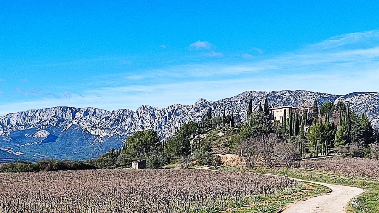 Petite Pause A Pourrieres, Appartement 40M2 Luaran gambar