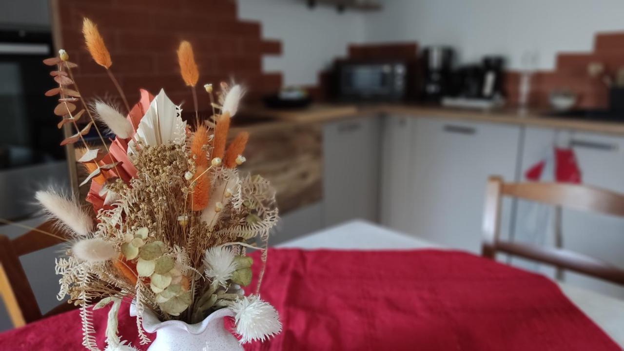 Petite Pause A Pourrieres, Appartement 40M2 Luaran gambar